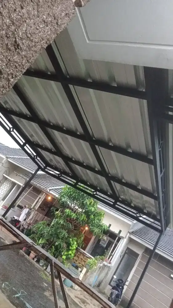 Kanopi  besi hollow atap spandek