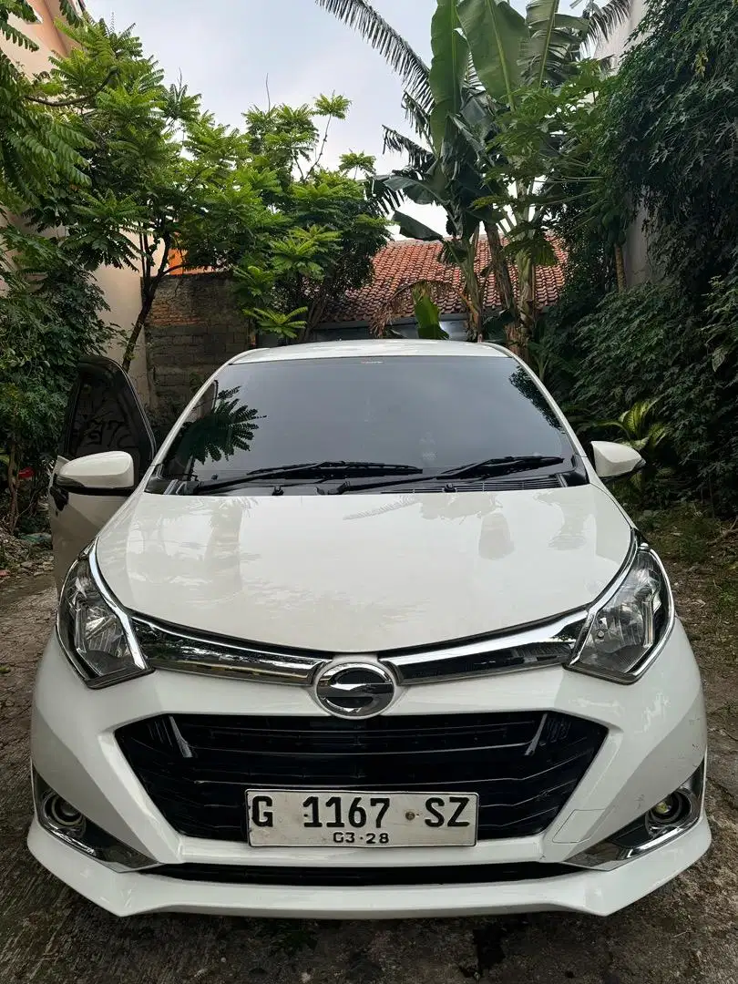 2018 Daihatsu Sigra type R manual