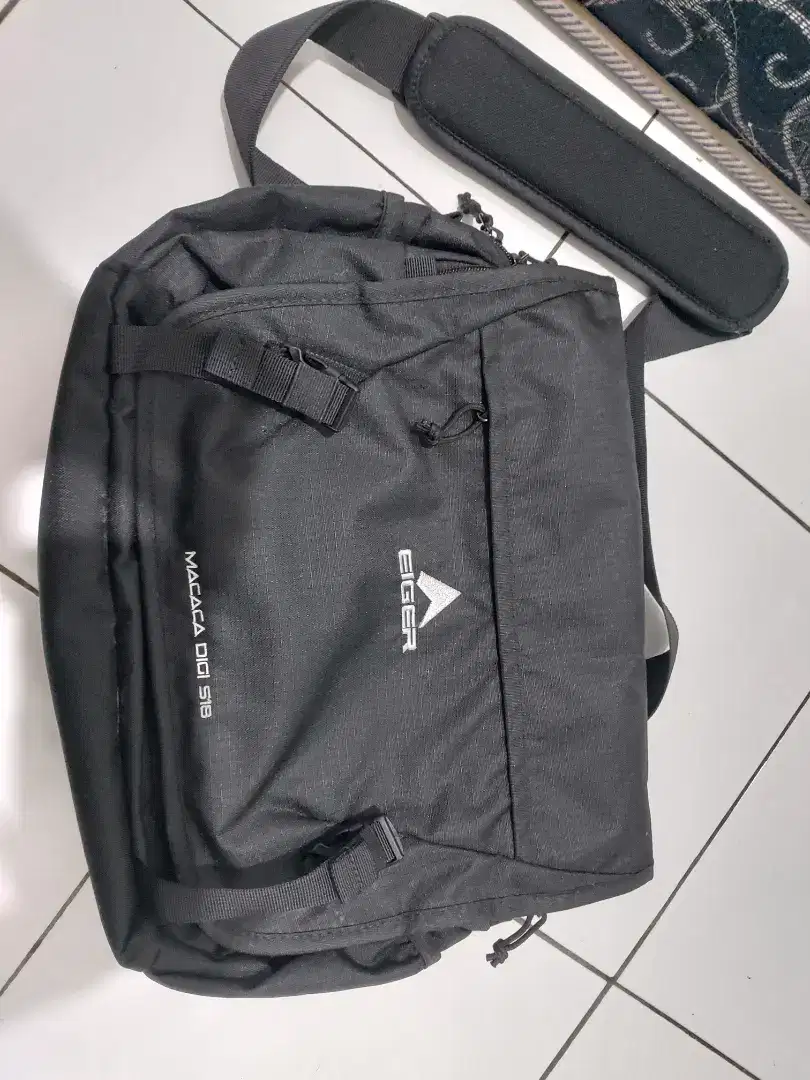 Tas Selempang Eiger Original, belum pernah dipakai
