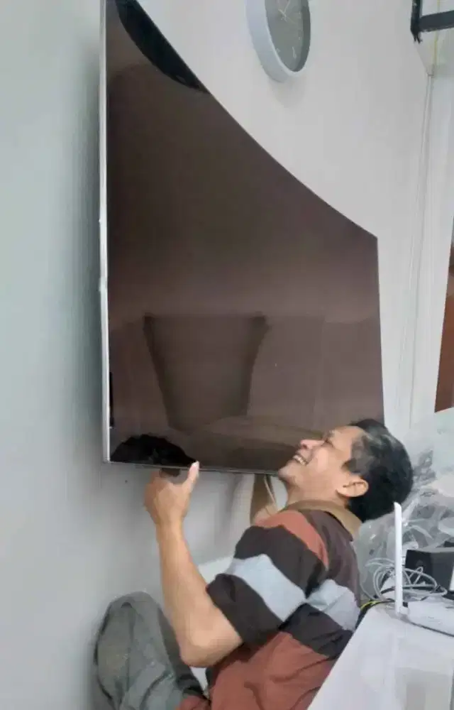 pemasangan & jual bracket utk gantungan tv led lcd di tembok kuat aman