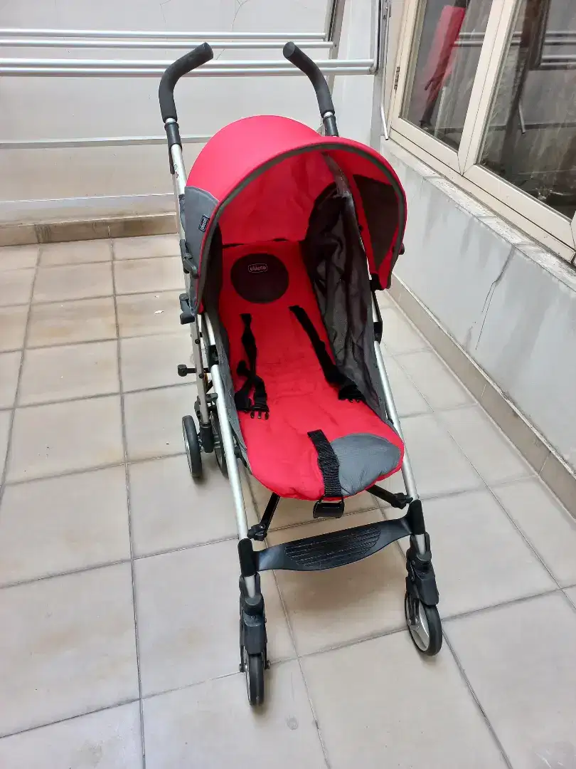 Stroller merah second Chicco lite way series