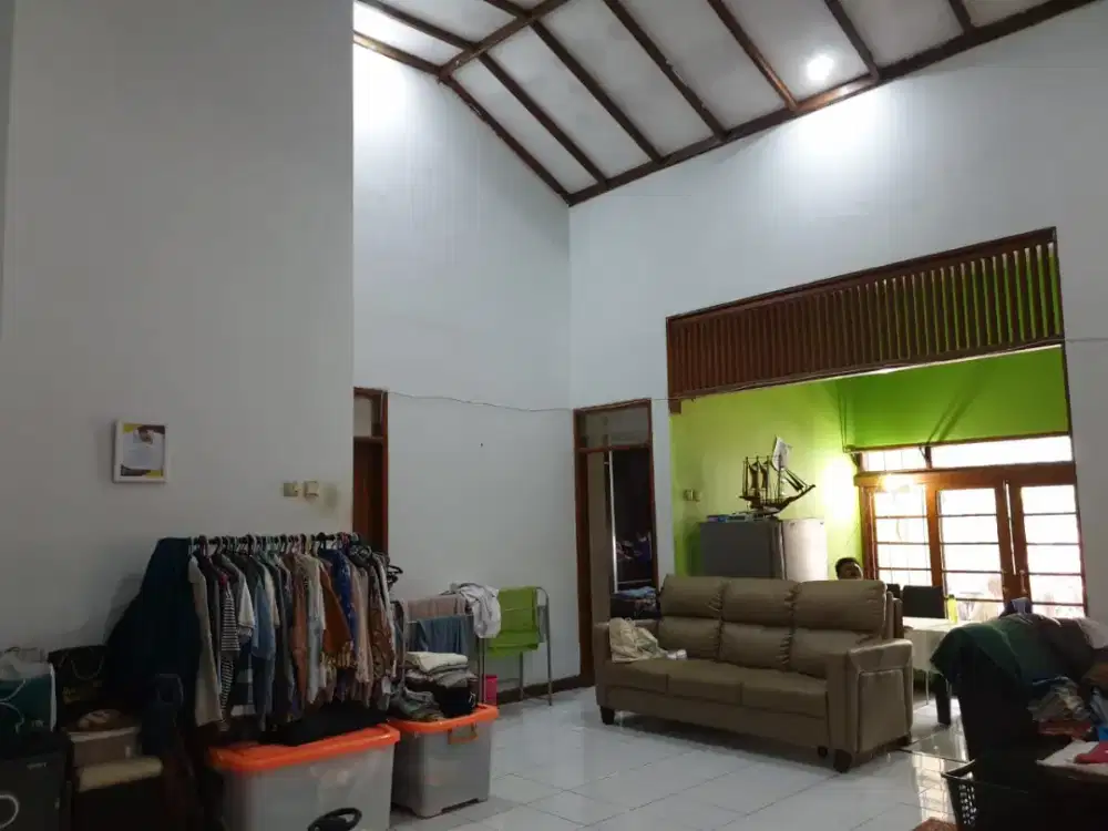 Rumah Siap Huni Carport 3 Mobil di Gunung Batu Pasteur