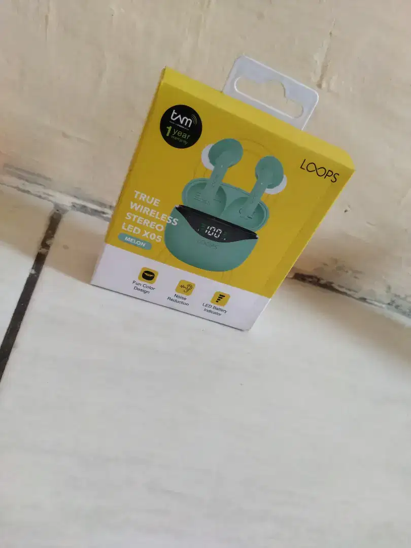 tws loops LED X05