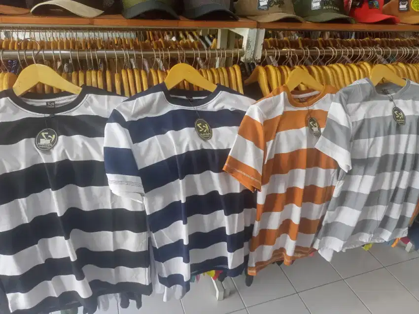 Kaos Garis garis