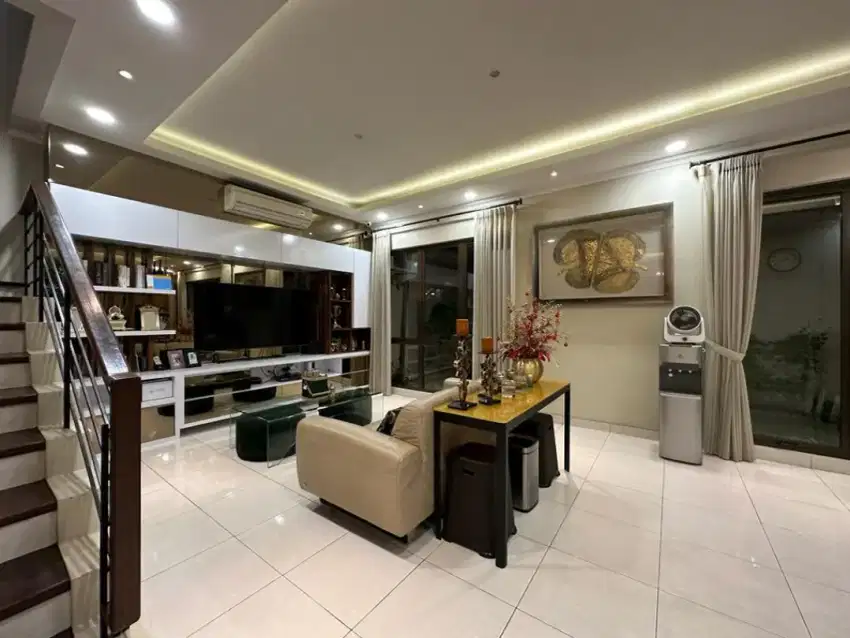 Dijual Murah Rumah Kuda Laut di Pik 1
