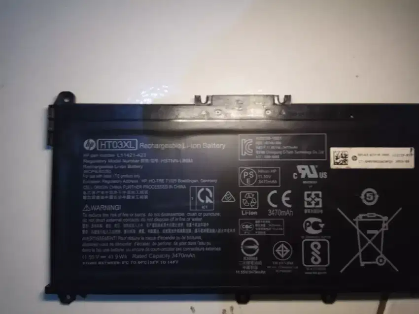 Batee laptop merk.HP L11421-423