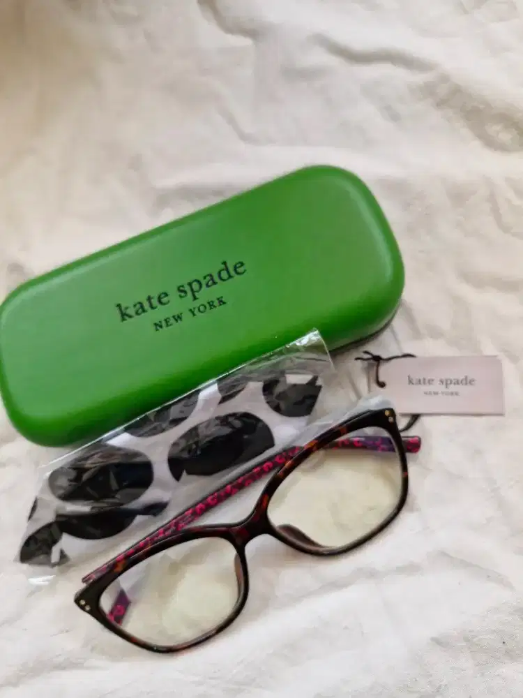 Kacamata Kate Spade