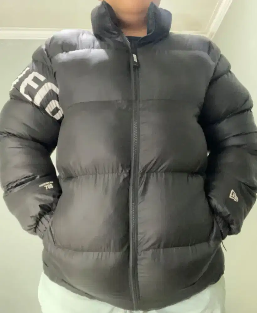 Jaket Jacket Switer Sweater Bulu Angsa Bulang Varsity Newera New Era