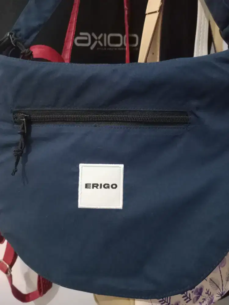 Tas pundak pria baru