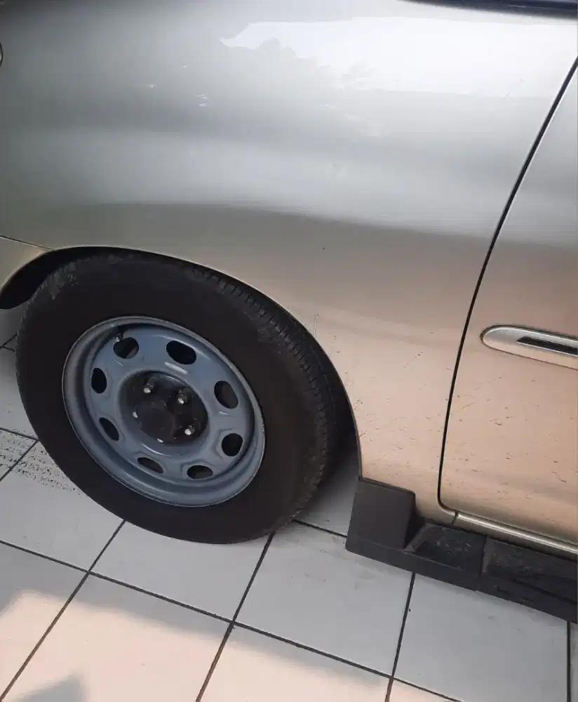 Velg kaleng taruna berikut dop sahara R15