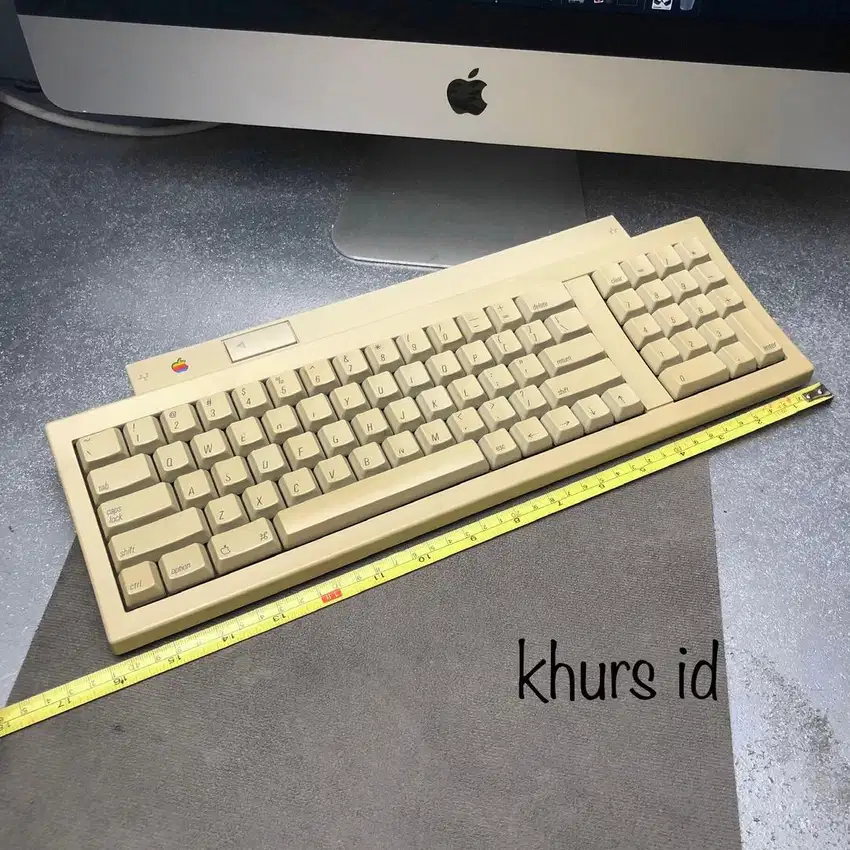 apple keyboard ll mechanical 1991 - macintosh collection