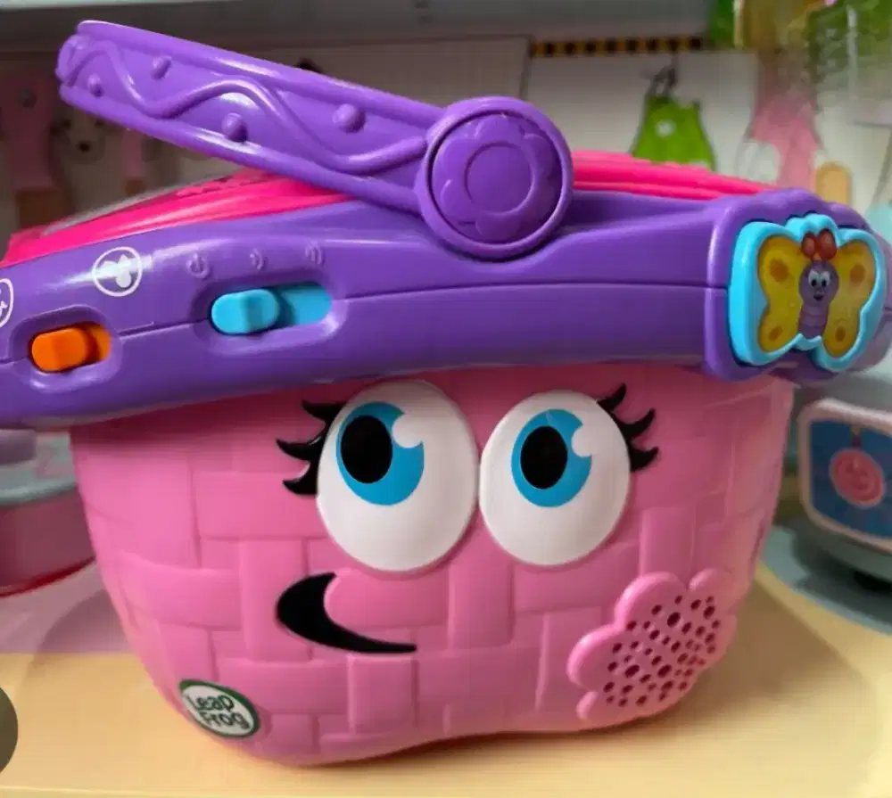 LeapFrog Shapes and Sharing Picnic Basket