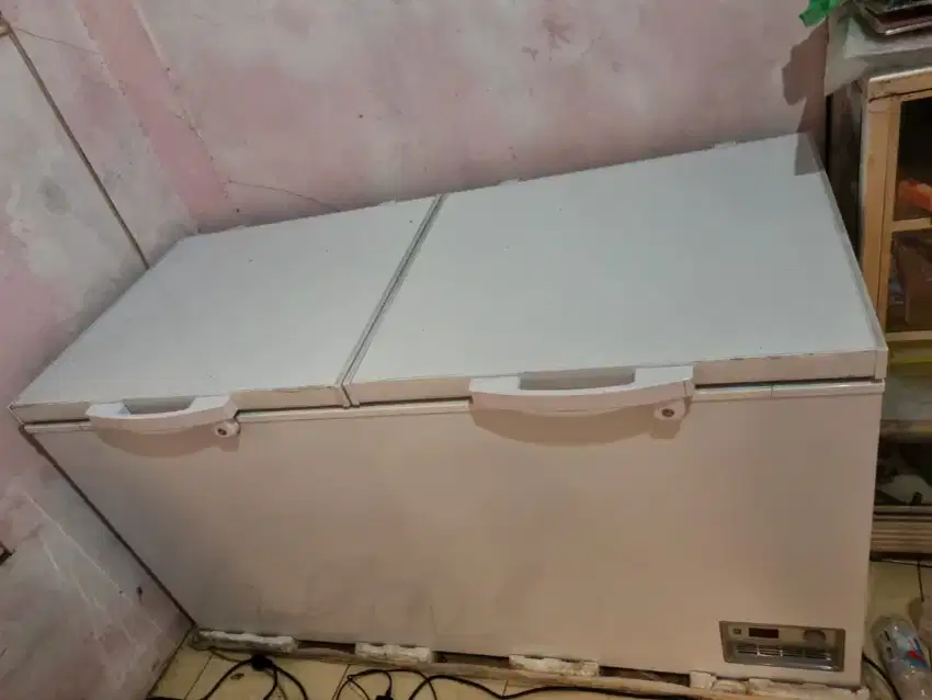 preezer/prezer box