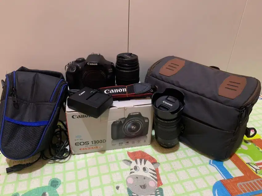 Camera DSLR Canon EOS 1300D