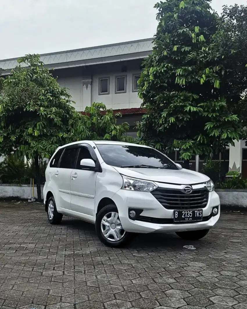Daihatsu Xenia R 2016