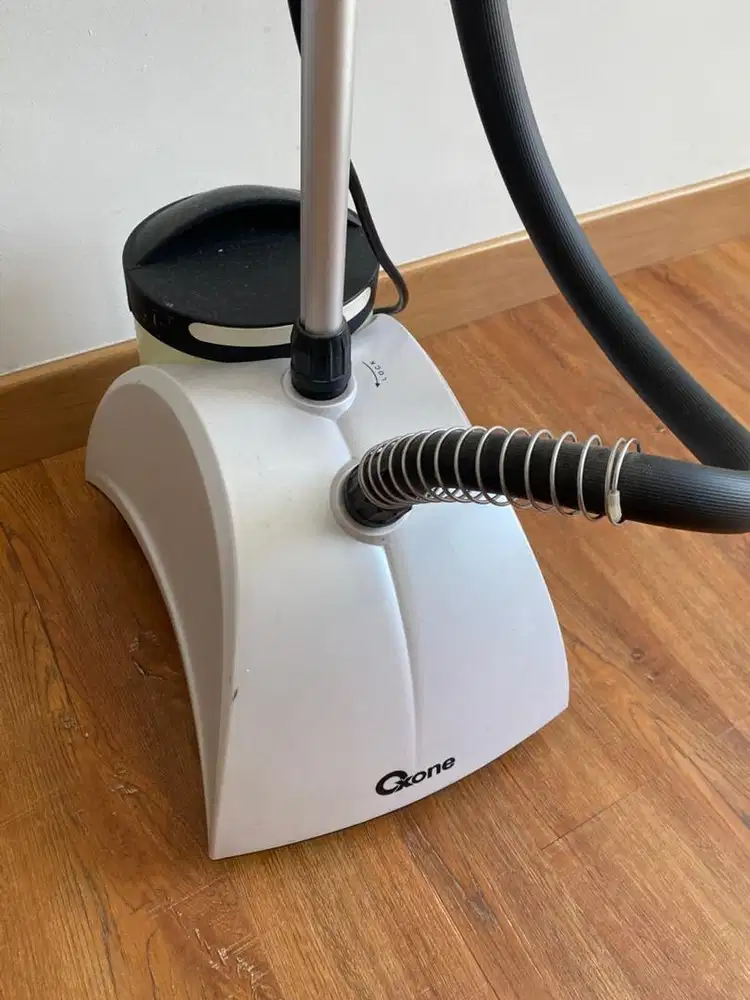 Mesin uap setrika baju