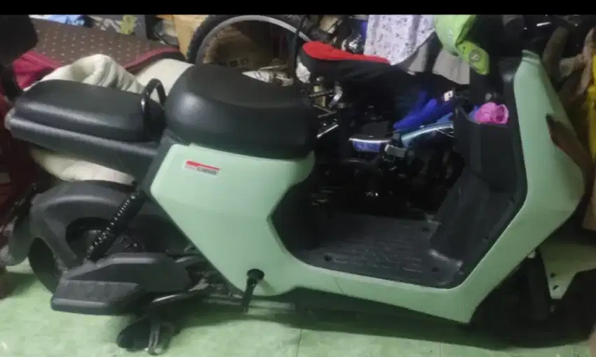 Sepeda listrik Uwinfly D60 hijau tosca pembelian January 2025 like new