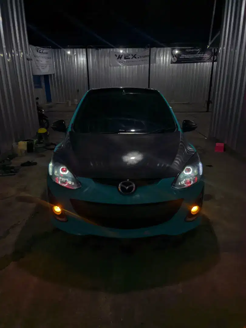 Mazda 2 R 2011 mt ganteng