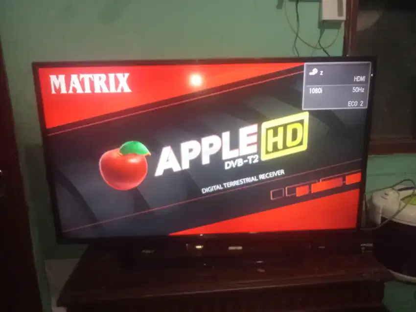Televisi LED sharf Aquos 40 inv