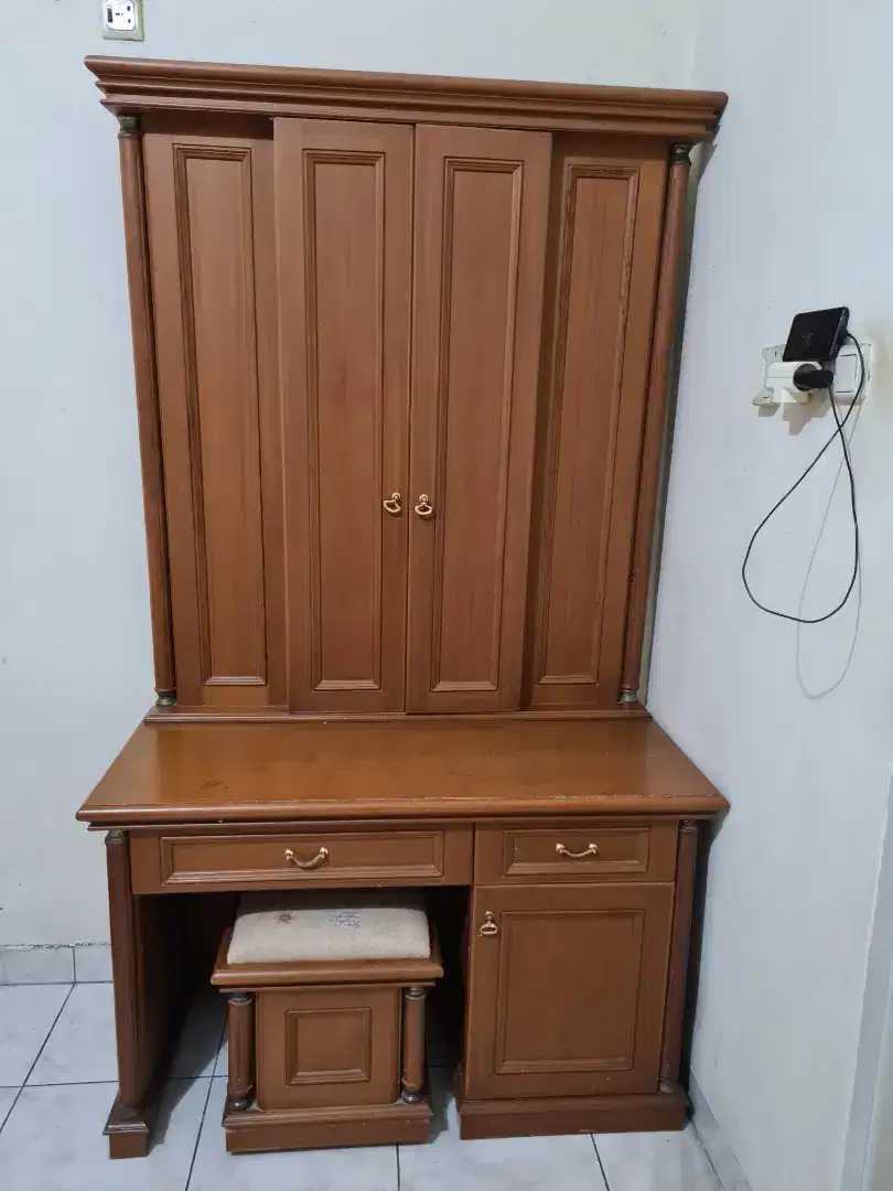 Meja Rias Kayu Jati