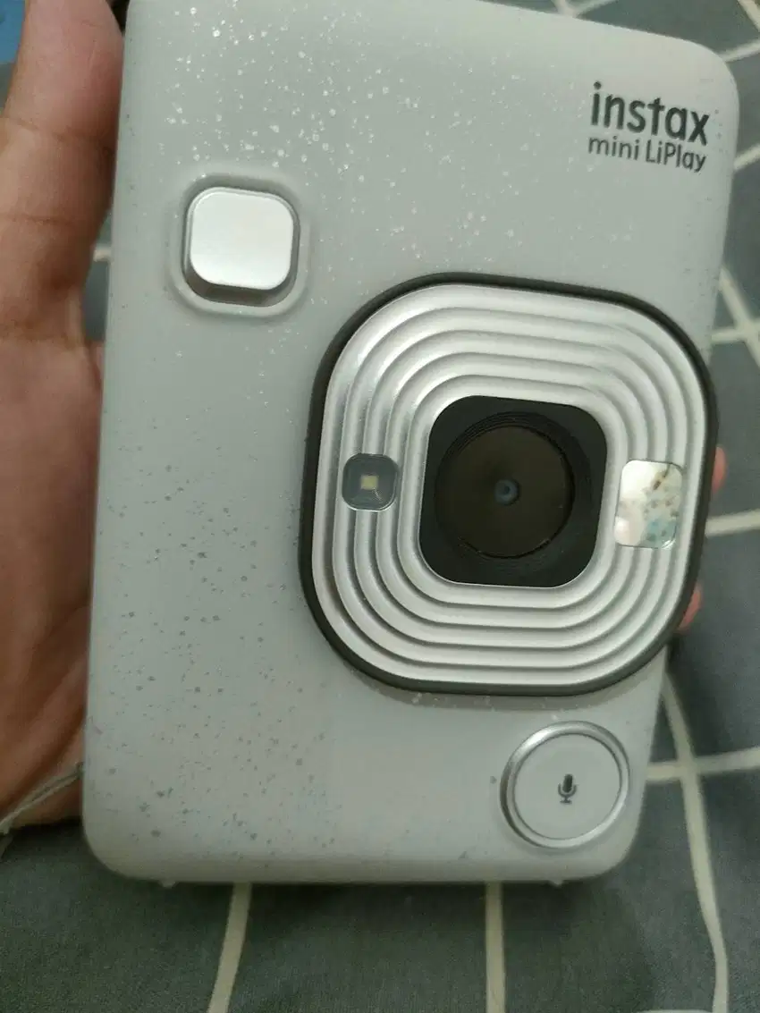 Kamera instan instax mini liplay stone white preloved like new