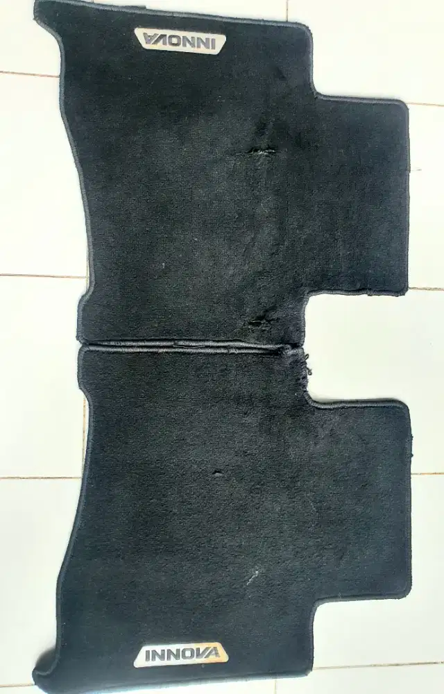 Karpet Bludru Innova Reborn