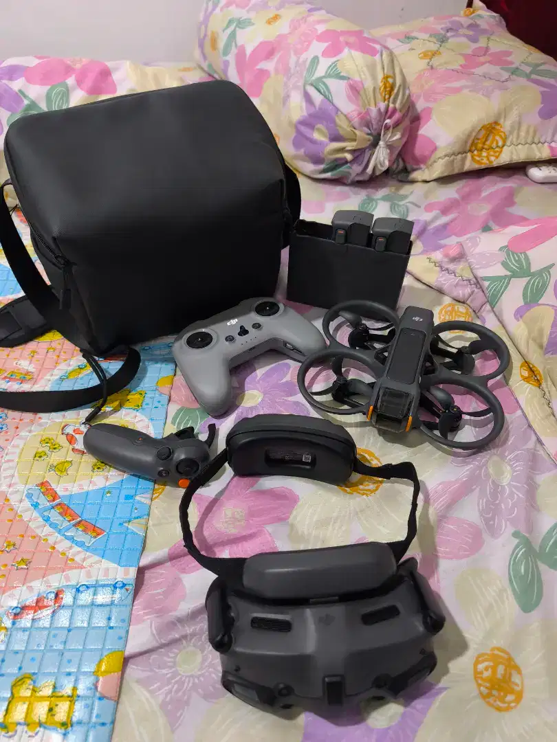DRONE DJI AVATA 2 COMBO LIKE NEW PLUS REMOTE CONTROLLER 3