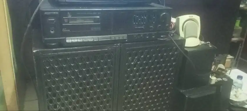 1 Set speaker Polytron Joss
