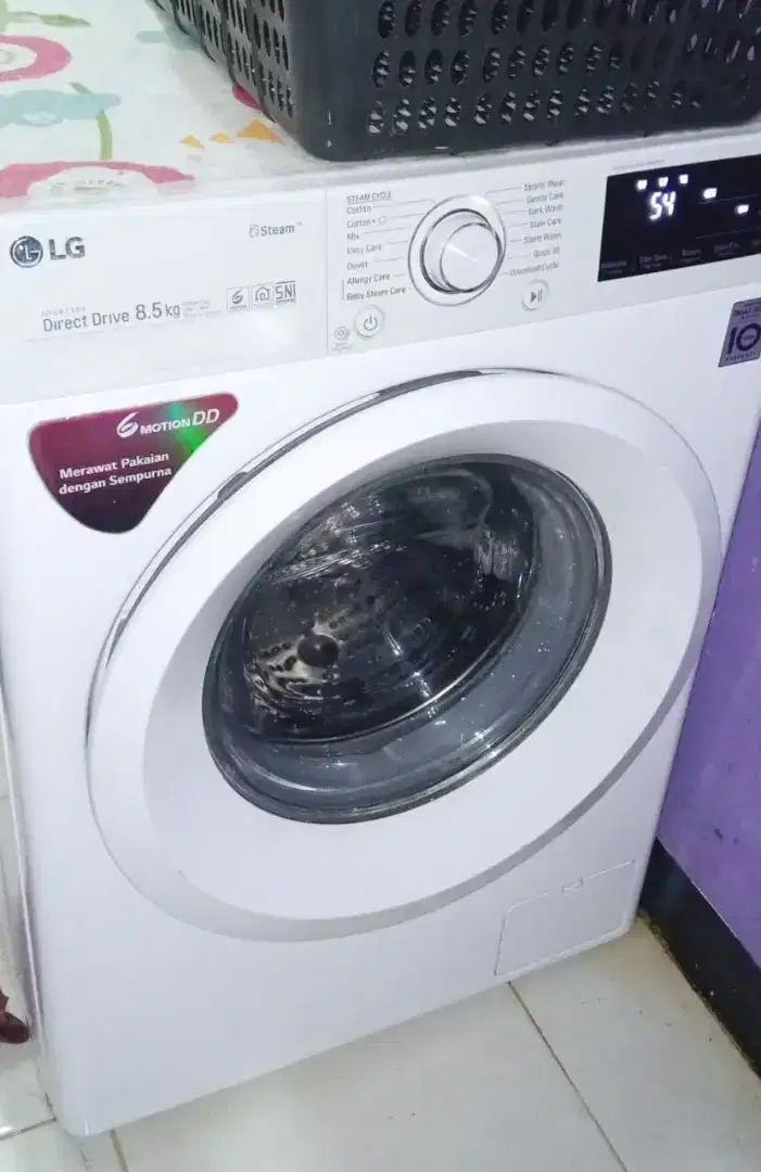 BU Mesin Cuci frontloading LG 8,5kg touchscreen LIKENEW,95% mulus,nego