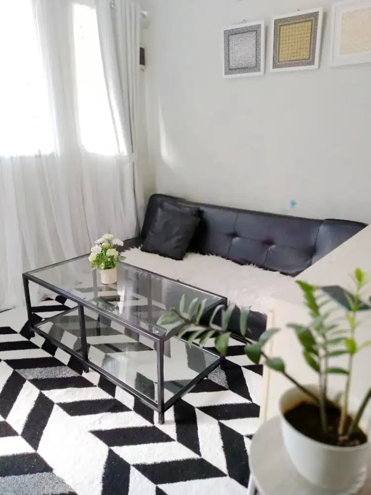 Meja Tamu / Meja  Ruang Tamu Kaca