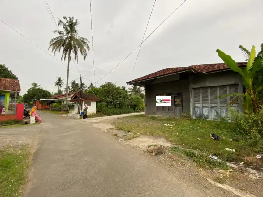 Tanah Hook Bonus Bangunan Dekat Pasar Wangon