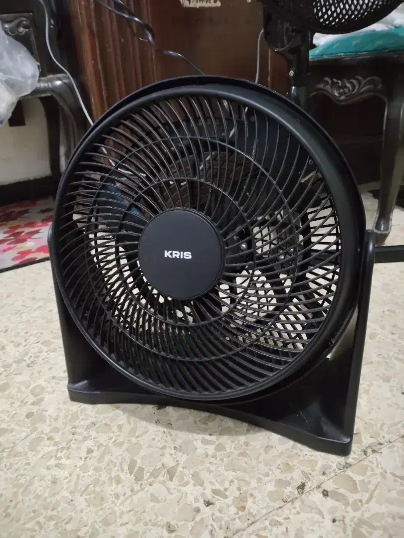 Kipas angin meja kris (krisbow) 8 inch 45 watt