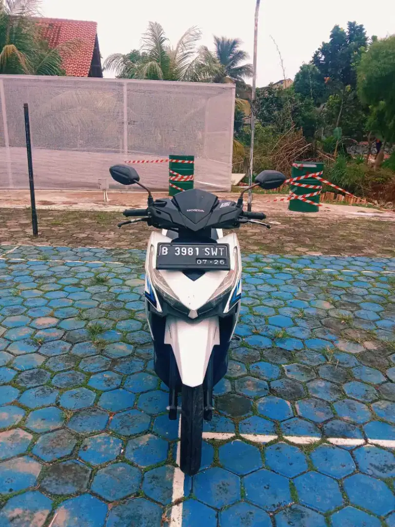 BIAH@CASH 13,5 JT (NET) VARIO 125 ESP CBS 2016 B JAKSEL