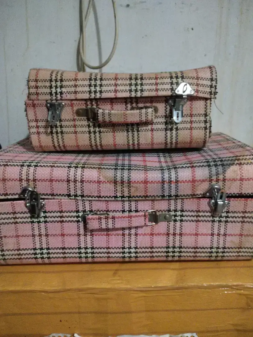 Preloved Box bentuk koper