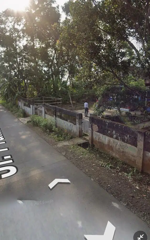 Di jual tanah dan rumah di jalan utama