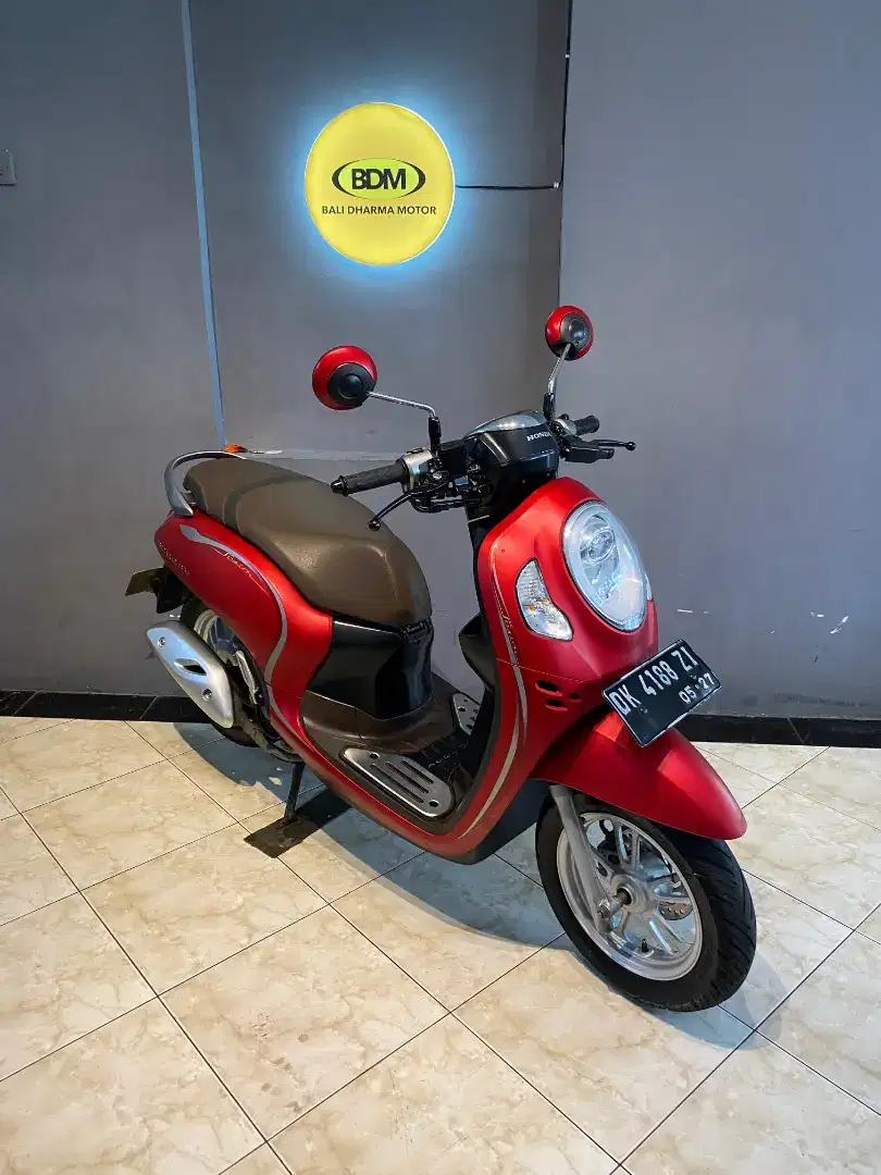 DP 1 JT/ BUNGA MENURUN 2%/ HONDA SCOOPY TAHUN 2022