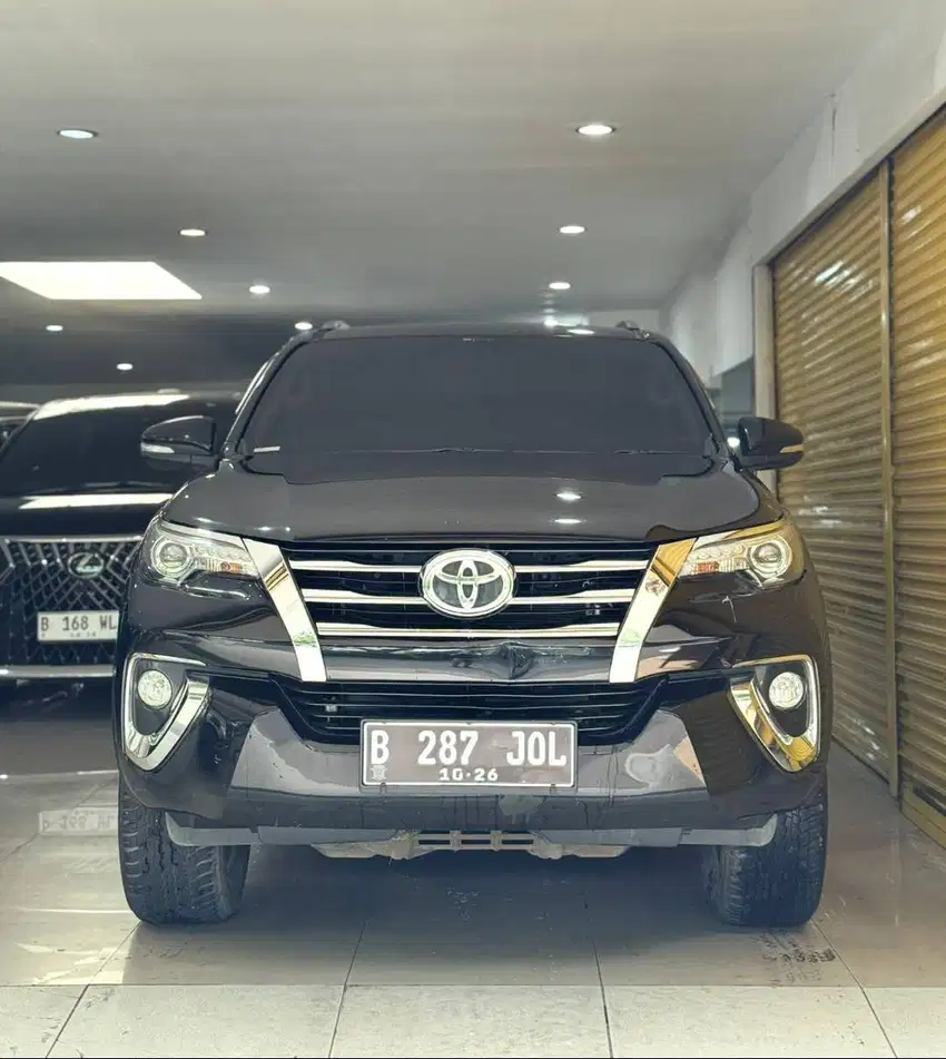 Toyota Fortuner 2.7 SRZ 2016 October Automatic Hitam Metalik Vieta Mot
