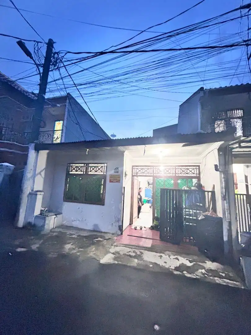 Dijual Rumah Srengseng