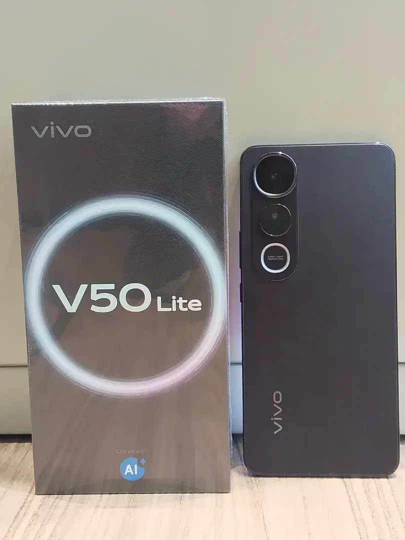 V50 Lite Immersive Borderless Screen