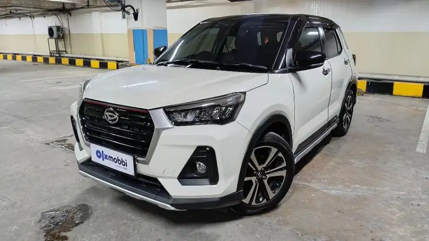 DP Rendah  9JT Daihatsu Rocky 1.0 R ADS Two Tone Bensin-MT 2021 Putih