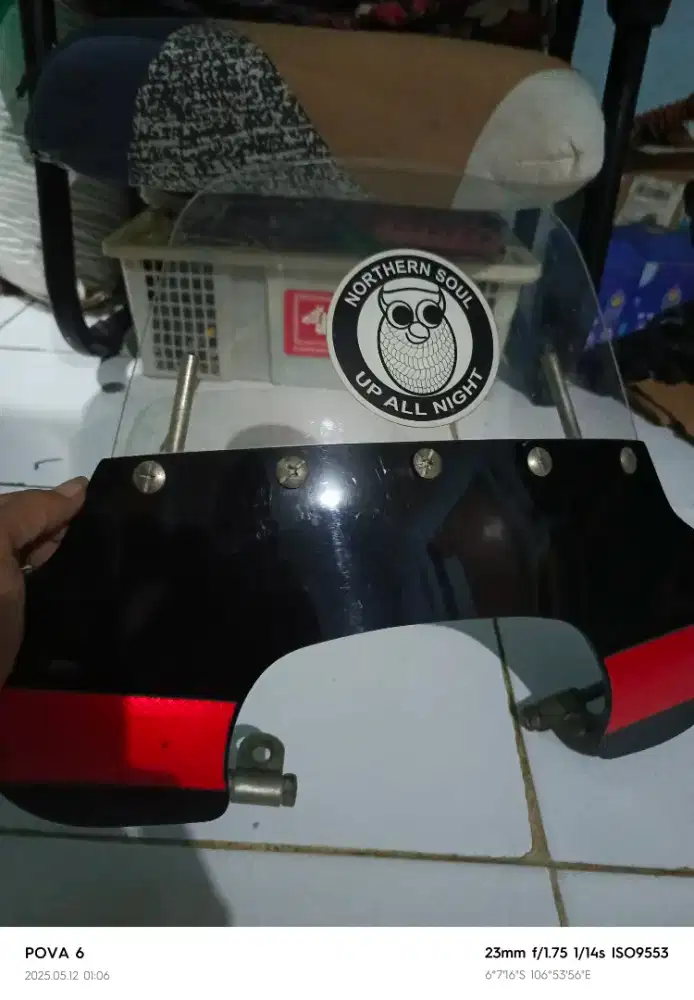 Flyscreen windshield motor masih layak pakai