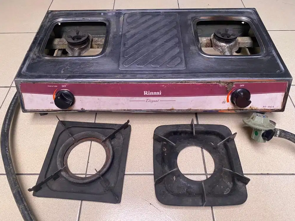 Kompor gas RINNAI terawat fungsi normal lengkap selang regulator