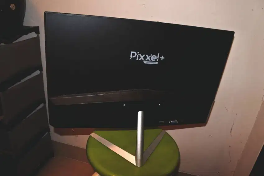 Monitor Armaggeddon Pixxel+ LCD Mati