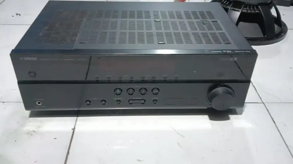 Yamaha HTR2071 AV Receiver