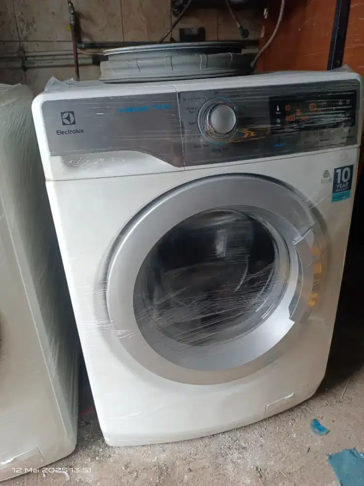Mesin cuci 9 kg electrolux