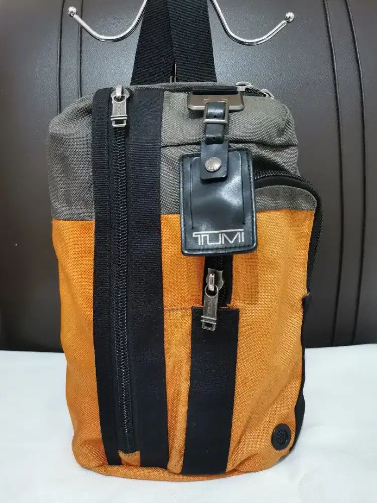 Tumi Morado crossbody sling bag tas pria original