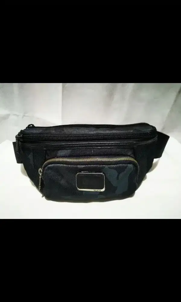 Tumi Campbell Utility Pouch Cammo waist bag tas original