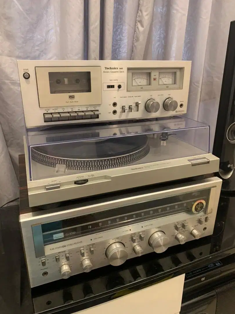 Turntable Technics SL D2 & Sansui G 5700 & Technics M6