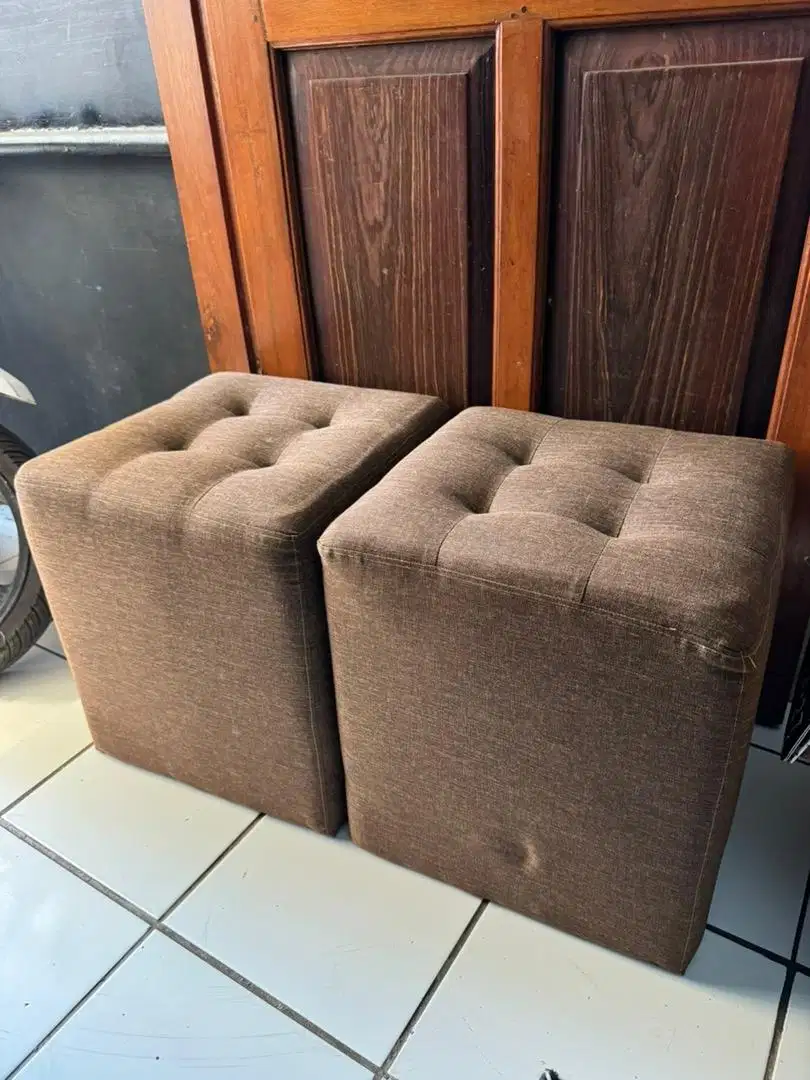 Kursi / Sofa Stool Puff Kotak
