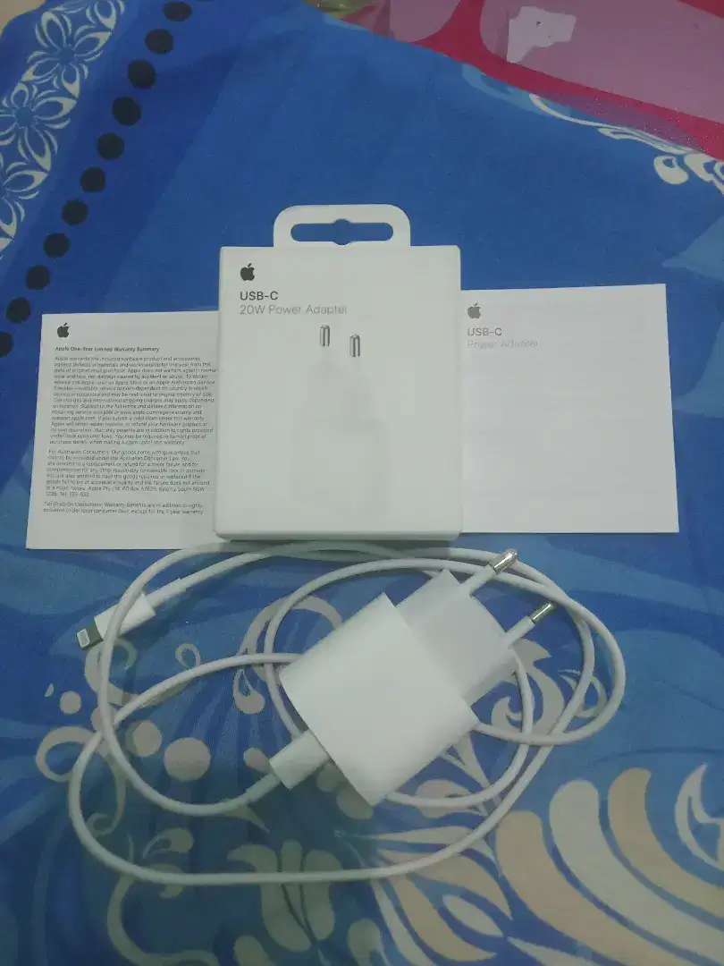 USB-C 20W Power Adapter iPhone 13 ORIGINAL.